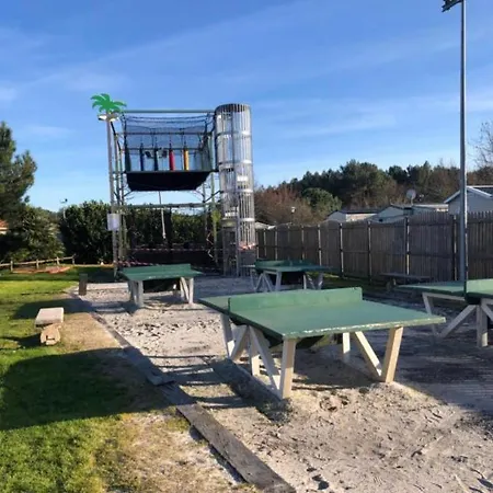 Mobil 829-4 Acces Piscines Inclus En Juillet-aout Des 4 Nuitees Gastes