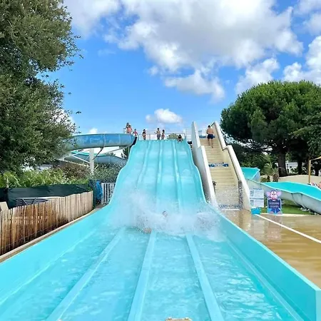 Mobil 829-4 Acces Piscines Inclus En Juillet-aout Des 4 Nuitees * Gastes