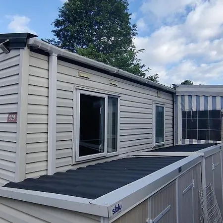 Mobil Home 829-4 Acces Piscines Inclus En Juillet-Aout Des 4 Nuitees Apartmán *