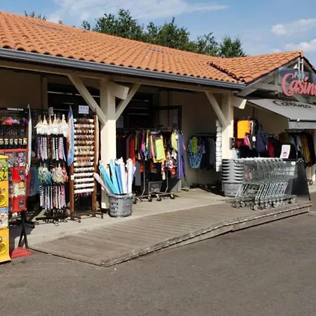 Mobil 829-4 Acces Piscines Inclus En Juillet-aout Des 4 Nuitees *