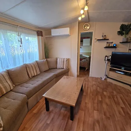 Mobil Home 829-4 Acces Piscines Inclus En Juillet-Aout Des 4 Nuitees Apartmán