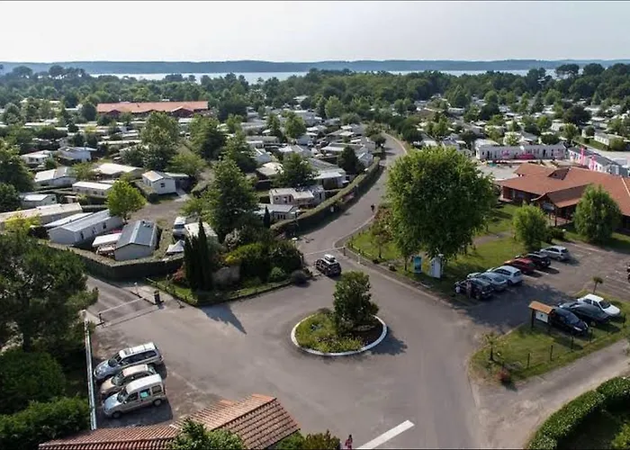 Mobil 829-4 Acces Piscines Inclus En Juillet-aout Des 4 Nuitees Apartament *