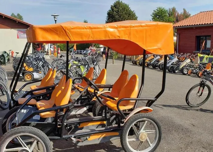 Mobil 829-4 Acces Piscines Inclus En Juillet-aout Des 4 Nuitees Apartament *