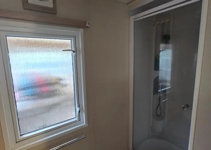 Mobil 829-4 Acces Piscines Inclus En Juillet-aout Des 4 Nuitees * Gastes